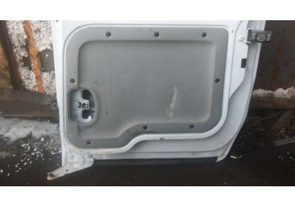 Дверка бокова здвижна права Renault Kangoo, 2003-2008р 